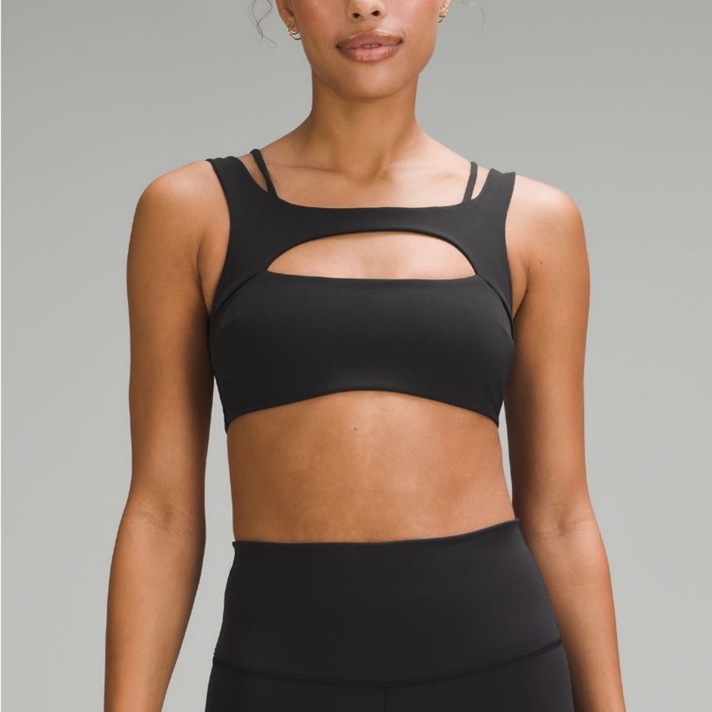 Lululemon Everlux Front CutOut Train Bra Size 6